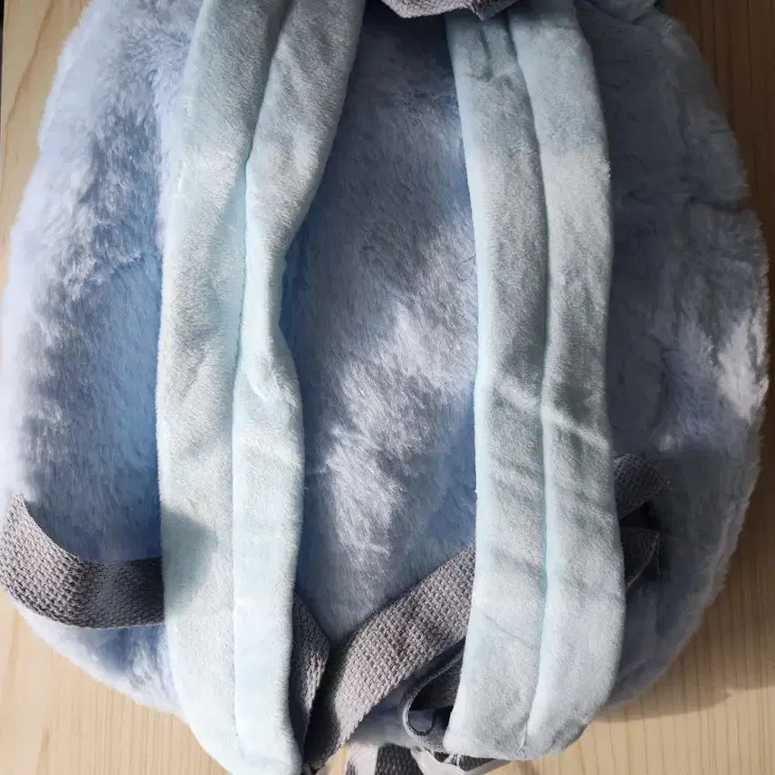 [BUNJANG] Crayon Shin-chan White Puppy Backpack / (새제품) 짱구 흰둥이 가방(백팩)