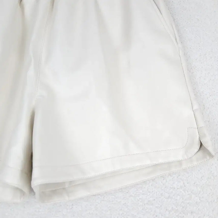 [SOLD OUT] 여성 아이보리 레더 반바지(S)