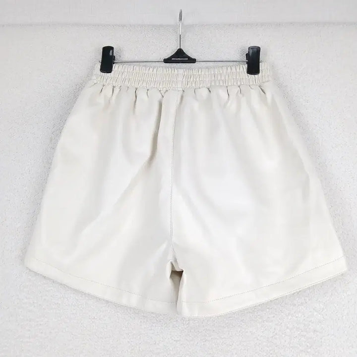 [SOLD OUT] 여성 아이보리 레더 반바지(S)