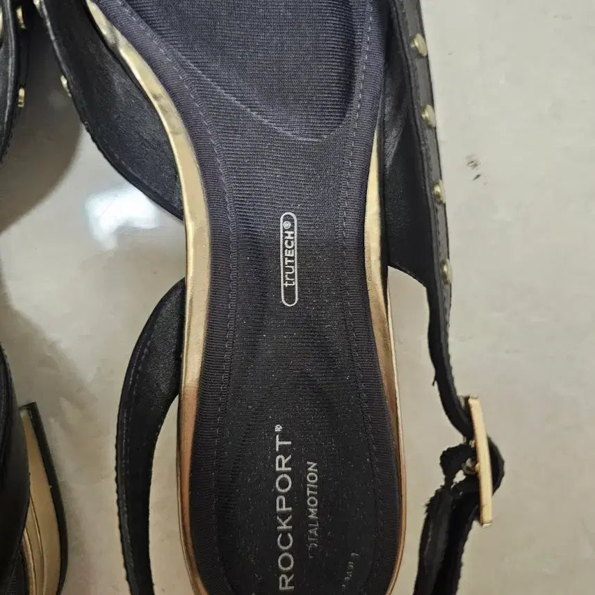 [BUNJANG] Rockport Black Slingback Flat Sandals / 락포트 블랙 샌들 슬링백 플랫 슈즈