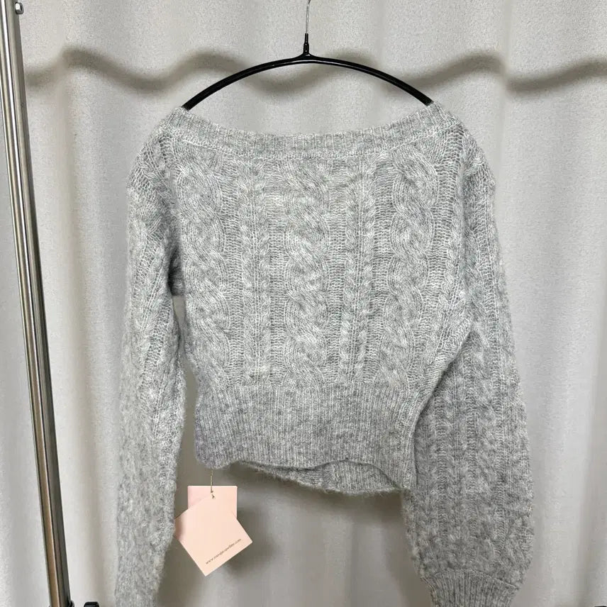 [BUNJANG] Nana Jacqueline Eva Off-Shoulder Cardigan (Gray) / 나나재클린 에바 오프숄더 가디건 (그레이) - 미착용 새상품