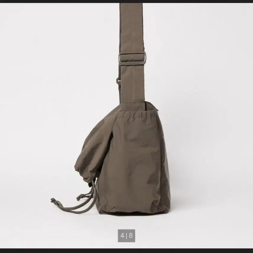[BUNJANG] Uniqlo Drawstring Shoulder Bag / 유니클로 드로우 스트링 숄더백