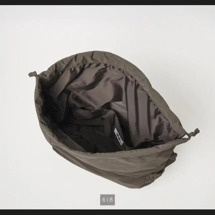 [BUNJANG] Uniqlo Drawstring Shoulder Bag / 유니클로 드로우 스트링 숄더백