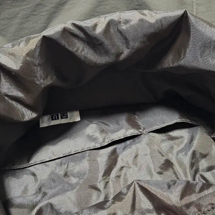 [BUNJANG] Uniqlo Drawstring Shoulder Bag / 유니클로 드로우 스트링 숄더백