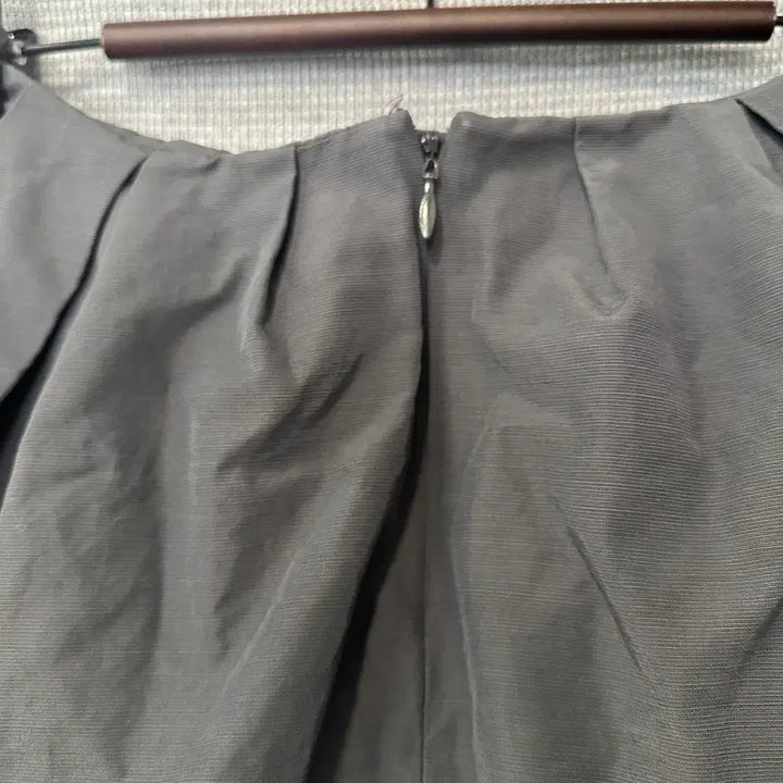 [BUNJANG] COS Kids Pleated Mini Skirt / 코스 COS 키즈 플리츠 미니 스커트