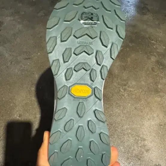 [BUNJANG] Korag 2.0 Trail Running Shoes / 노말 Korag 2.0 트레일 254mm