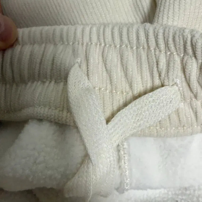 [BUNJANG] Ivory Hoodie Fleece Training Set / 아이보리 후드 기모 트레이닝복 세트 셋업 판매합니다.