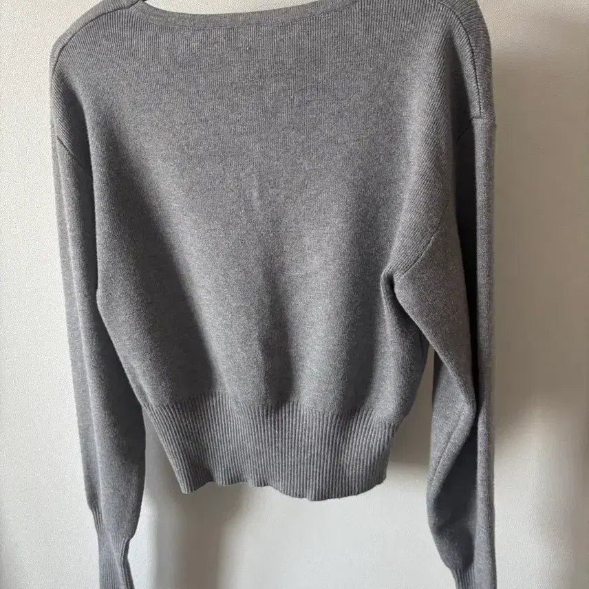 [BUNJANG] Ably Round Neck Semi Crop Knit Top / 에이블리 라운드넥 세미 크롭 니트