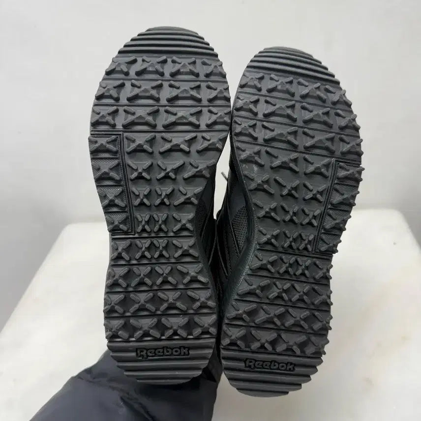 [BUNJANG] Reebok Lavante Terrain 2 Sneakers / (265)리복 운동화 라반테 터레인2