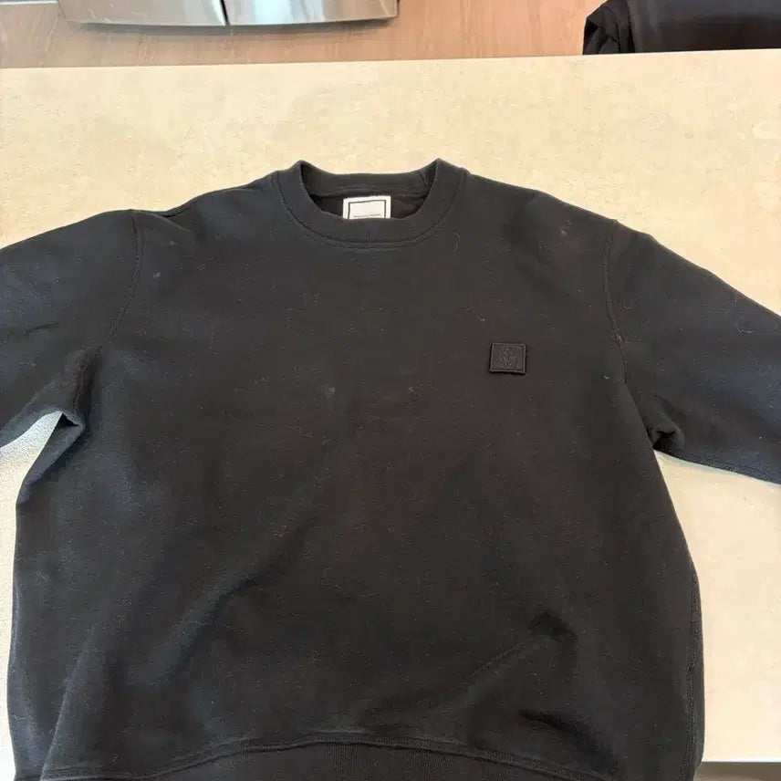 [BUNJANG] Wooyoungmi Black Sweatshirt / 우영미 블랙 맨투맨 티셔츠