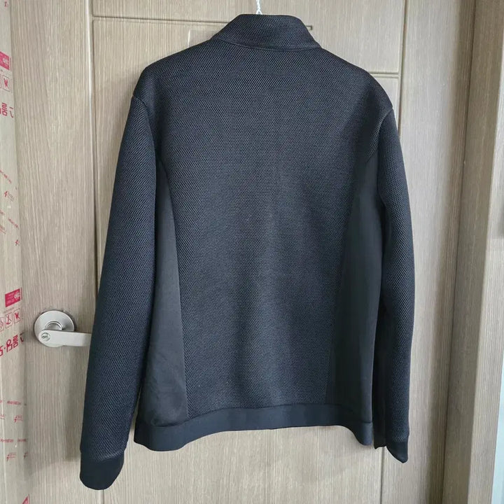 [BUNJANG] Reebok Black Zip-Up Training Jacket / 리복 블랙 집업 트레이닝 자켓