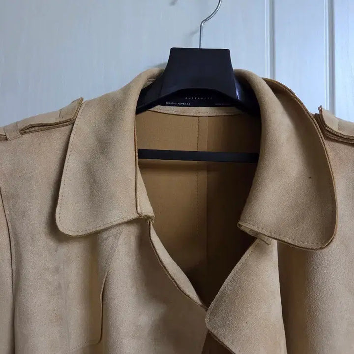 [BUNJANG] Zara Suede Long Trench Coat Beige / 자라 스웨이드 롱 트렌치 코트 베이지