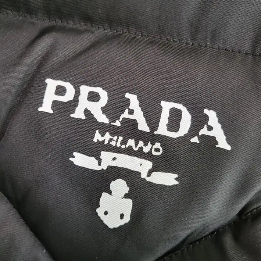 [BUNJANG] Prada Re-Nylon Quilted Men's Long Padded Jacket (Sealed) / 정품 프라다 리나일론 퀄팅 남성 롱패딩 (새상품)