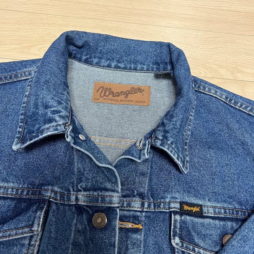 [BUNJANG] Wrangler Denim Jacket Blue L Size / 랭글러 데님 자켓 블루 L사이즈 (미국판)