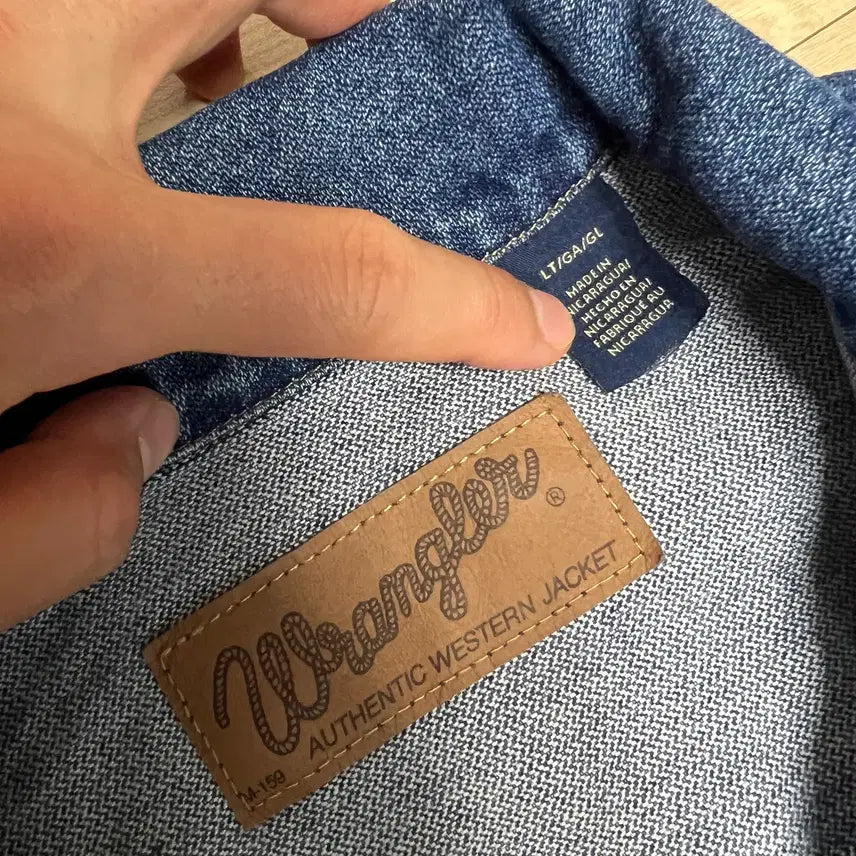 [BUNJANG] Wrangler Denim Jacket Blue L Size / 랭글러 데님 자켓 블루 L사이즈 (미국판)