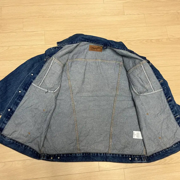 [BUNJANG] Wrangler Denim Jacket Blue L Size / 랭글러 데님 자켓 블루 L사이즈 (미국판)