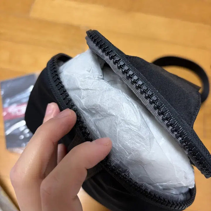 [BUNJANG] TUMI Sling Bag / TUMI 투미 블랙 슬링백 가방 새상품
