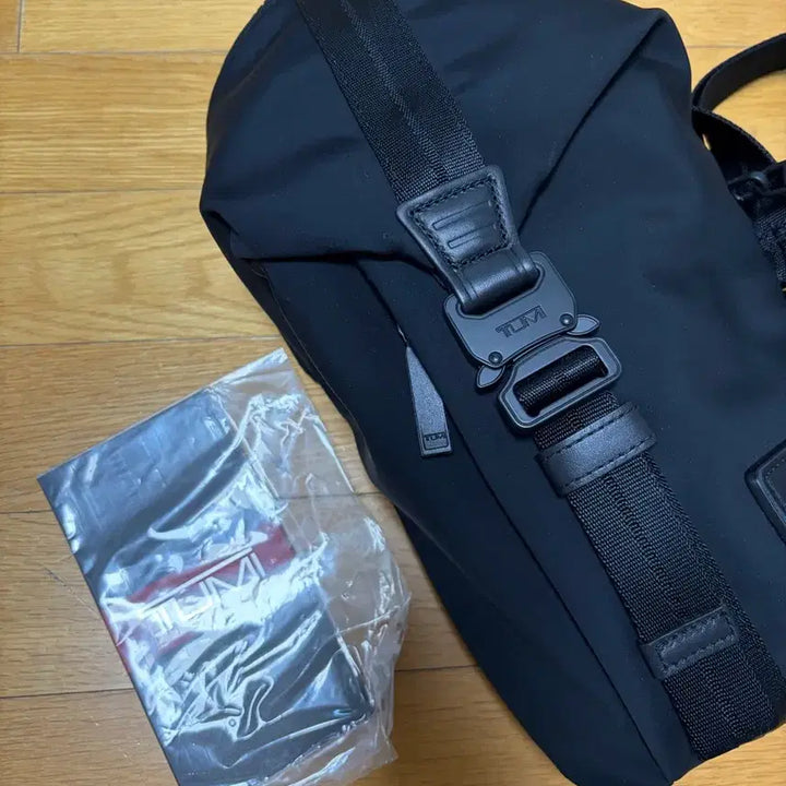[BUNJANG] TUMI Sling Bag / TUMI 투미 블랙 슬링백 가방 새상품