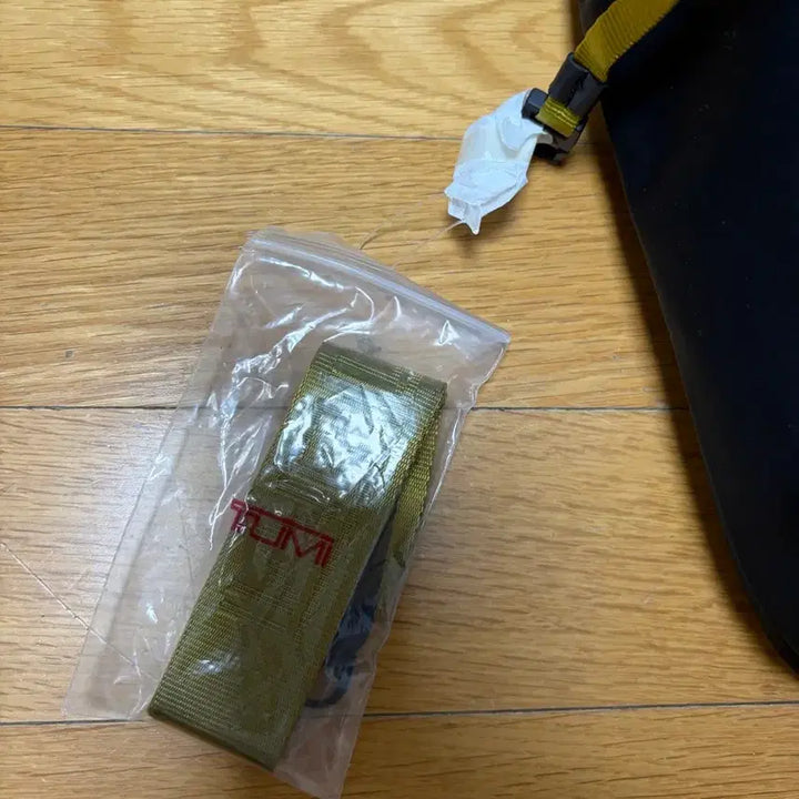 [BUNJANG] TUMI Sling Bag / TUMI 투미 블랙 슬링백 가방 새상품