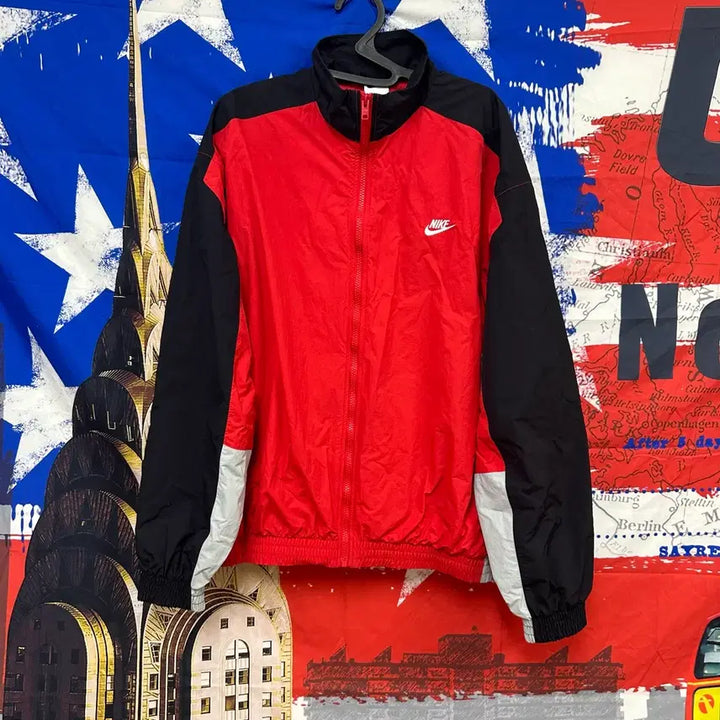 [BUNJANG] Nike Swoosh Oversized Batwing Windbreaker L (Size 100) / s급 나이키 스우시 오버핏 가오리핏 바람막이 L100