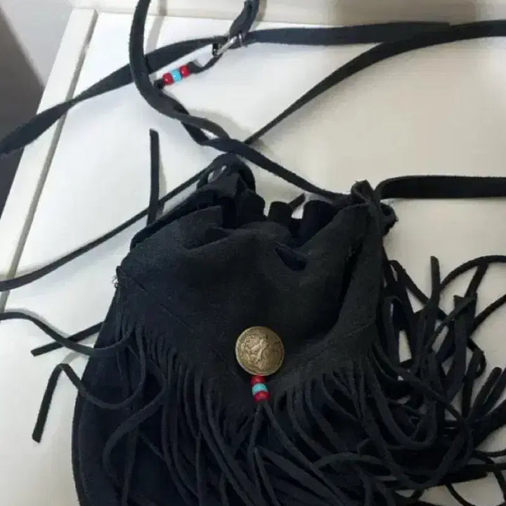 [BUNJANG] Black Suede Western Mini Crossbody Bag / 네이비 스웨이드 태슬 미니 크로스백 웨스턴 백