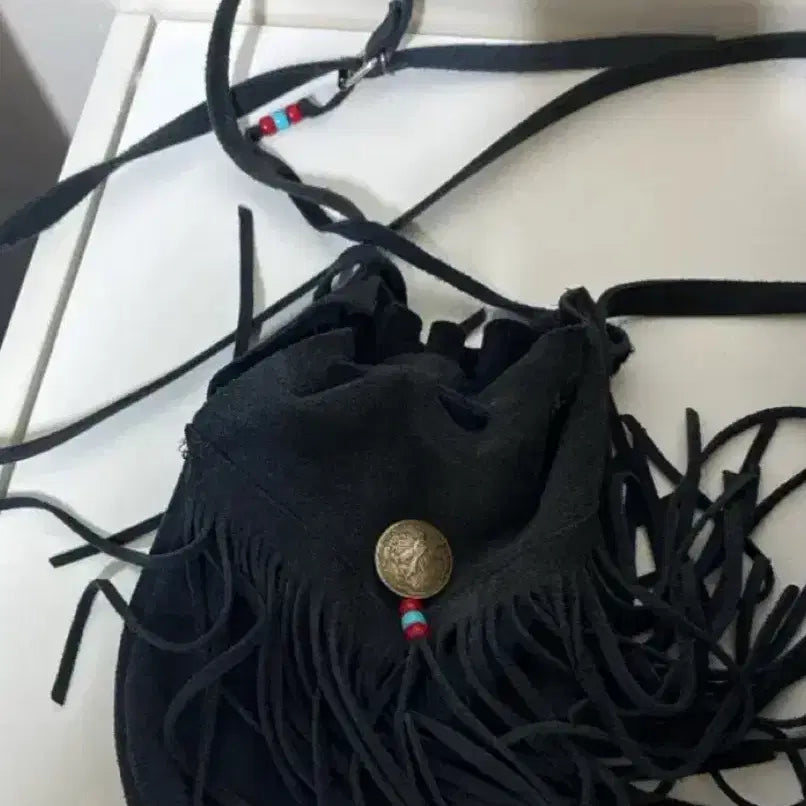 [BUNJANG] Black Suede Western Mini Crossbody Bag / 네이비 스웨이드 태슬 미니 크로스백 웨스턴 백