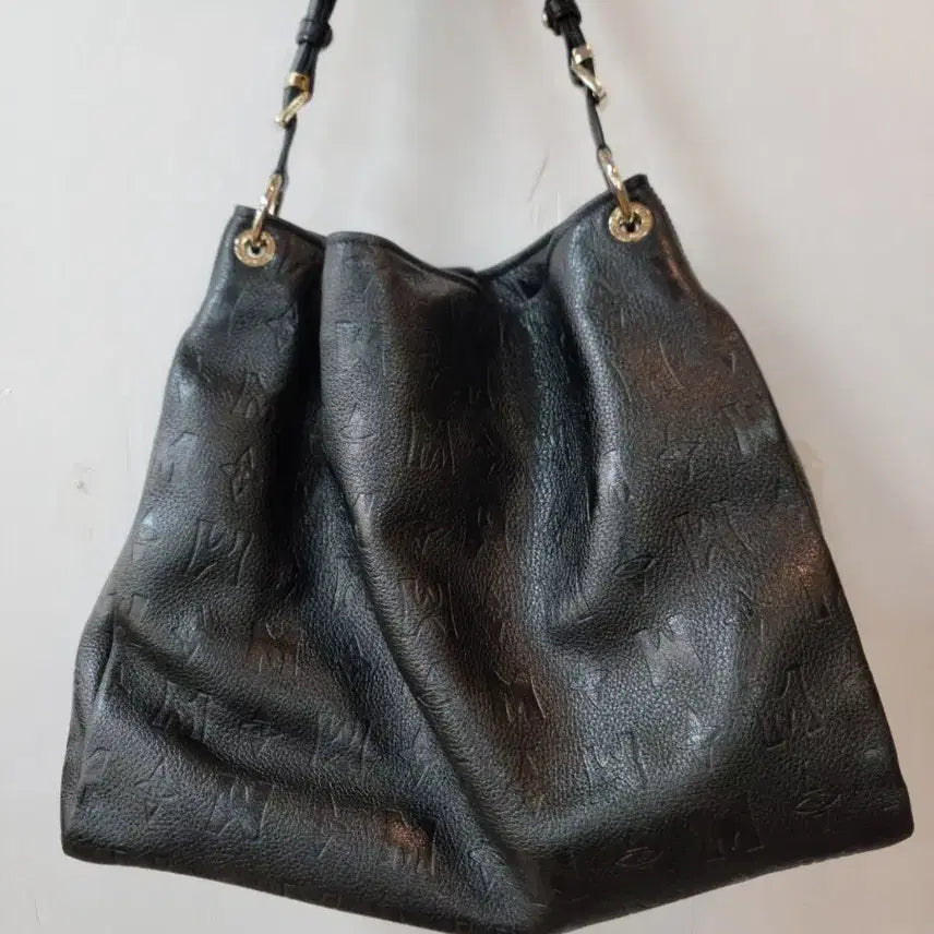 [BUNJANG] Metro City Black Leather Shoulder Bag / 메트로시티 블랙 가죽 솔더백 (정품)