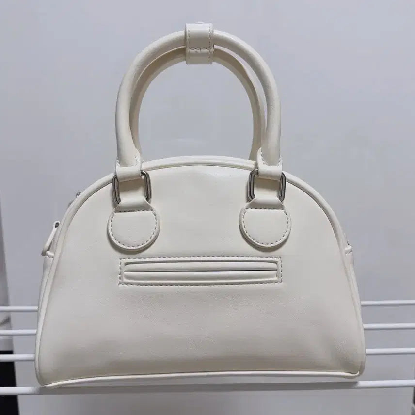 [BUNJANG] NUE2T BONAIRE Mini Bag Ivory / 누에토 보네르 미니백 아이보리