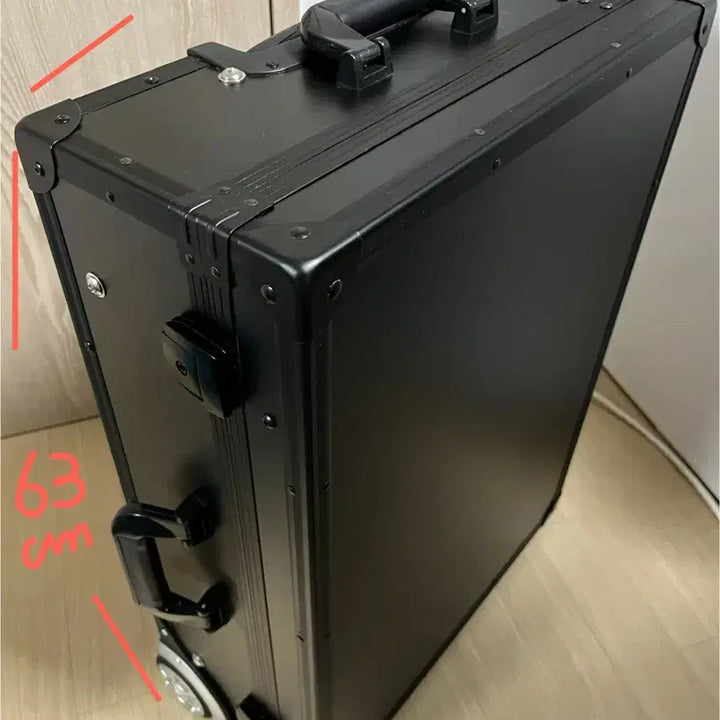 [BUNJANG] Black Lighted Makeup Carry Case / 블랙 조명 메이크업 캐리어