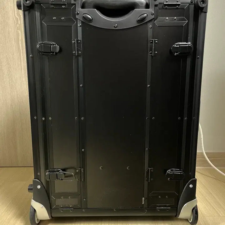 [BUNJANG] Black Lighted Makeup Carry Case / 블랙 조명 메이크업 캐리어