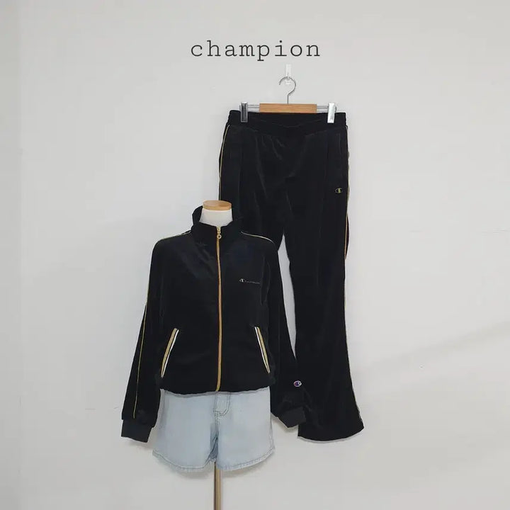 [BUNJANG] Champion Velvet Tracksuit Set Black / 세일)No.26021202 챔피온 벨벳 트레이닝복 세트 블랙