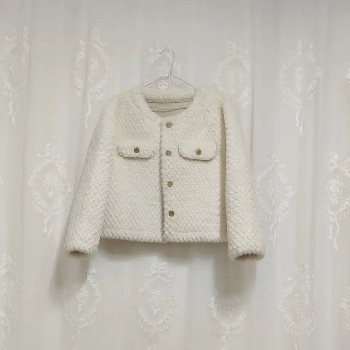 [BUNJANG] Gold Jacket / 인조퍼 금장자켓