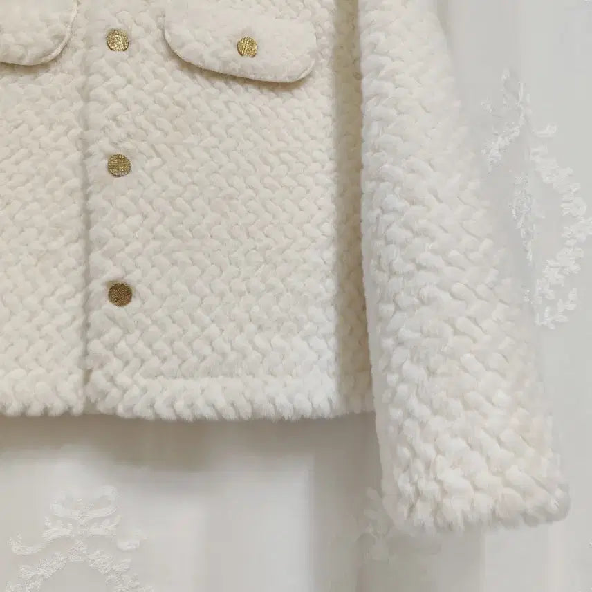 [BUNJANG] Gold Jacket / 인조퍼 금장자켓