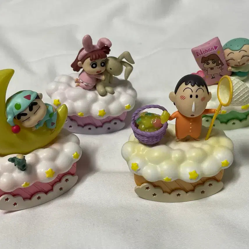 [BUNJANG] Crayon Shin-chan Sleeping Re-Ment Bundle Set / 짱구 슬리핑 리멘트 6개 일괄