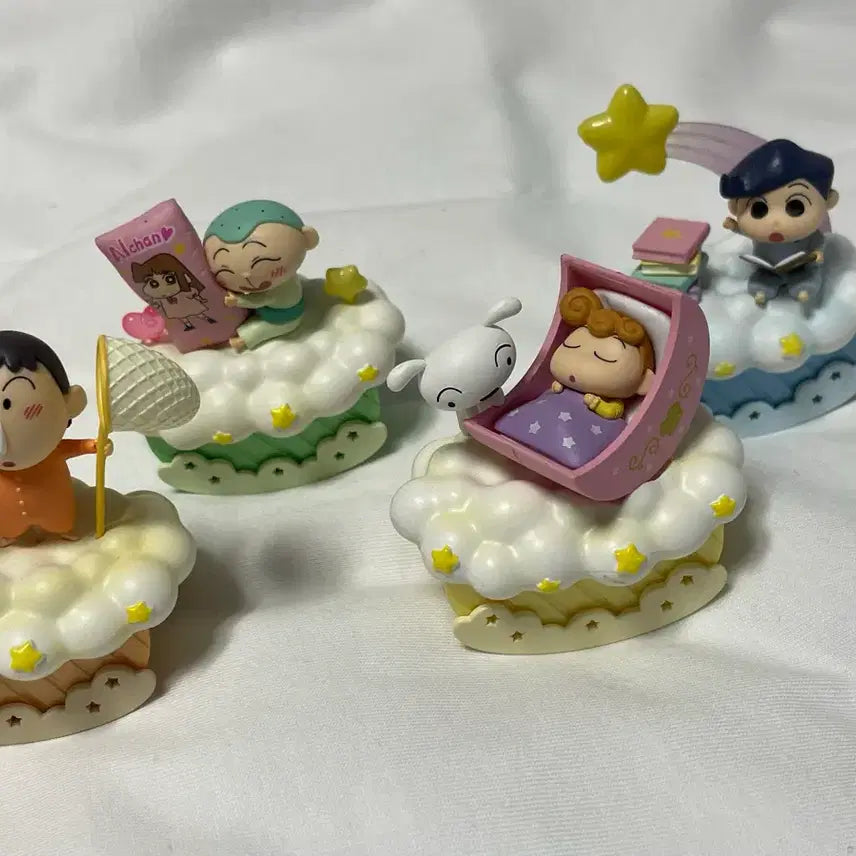 [BUNJANG] Crayon Shin-chan Sleeping Re-Ment Bundle Set / 짱구 슬리핑 리멘트 6개 일괄