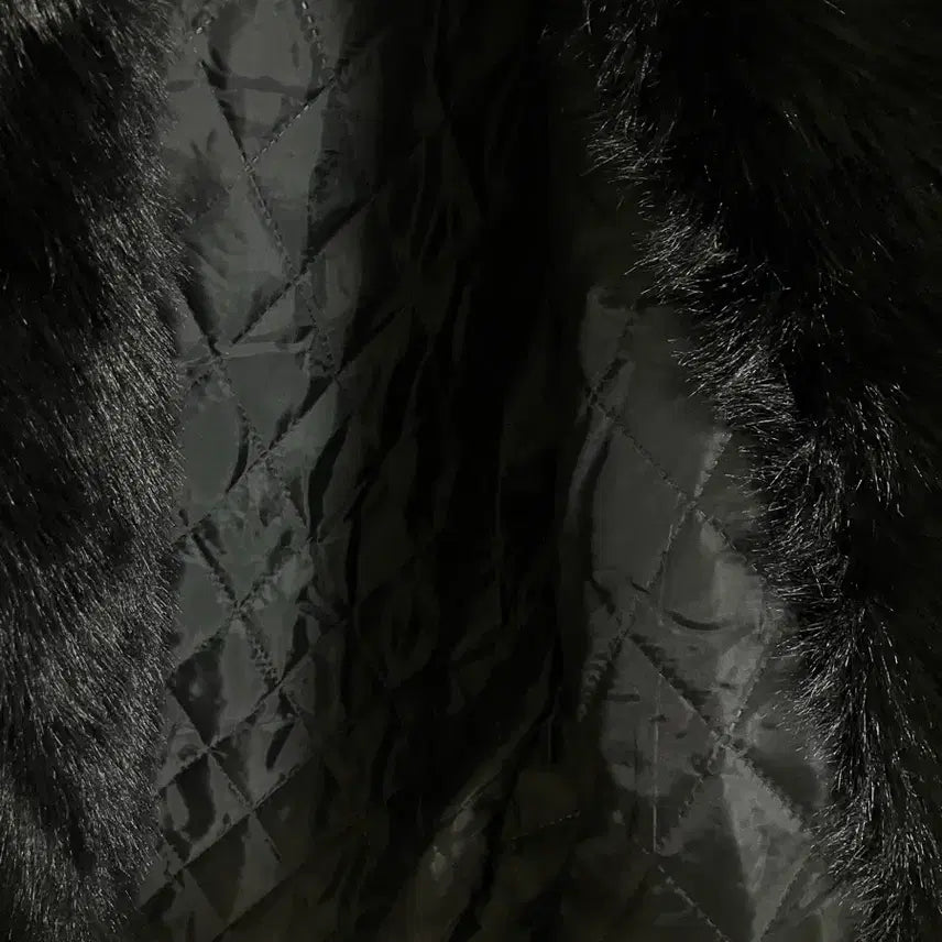 [BUNJANG] Unknown Black Faux Fur Jacket (Size L) / 퍼자켓 L 블랙 새상품