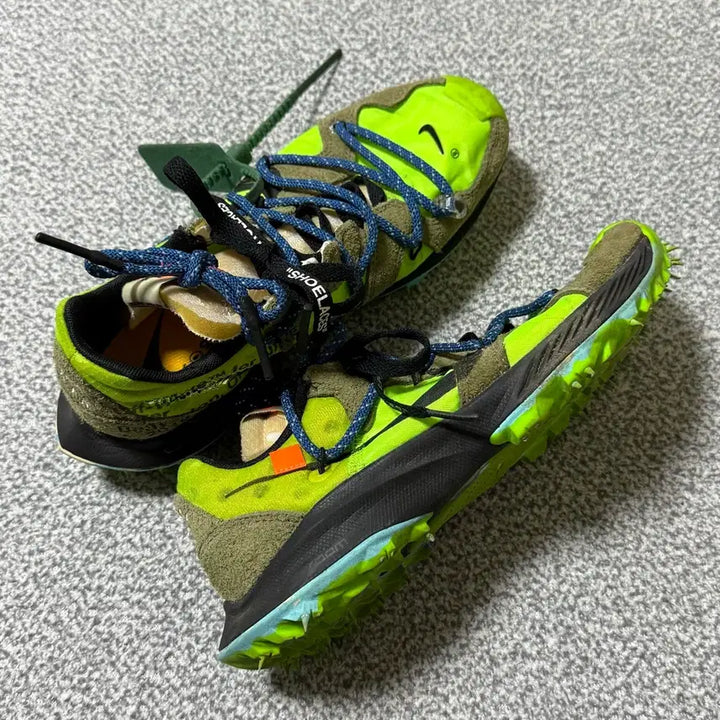 [BUNJANG] Nike Off-White Zoom Terra Kiger Green Sneakers / 나이키 오프화이트 줌 테라 카이거 그린 240