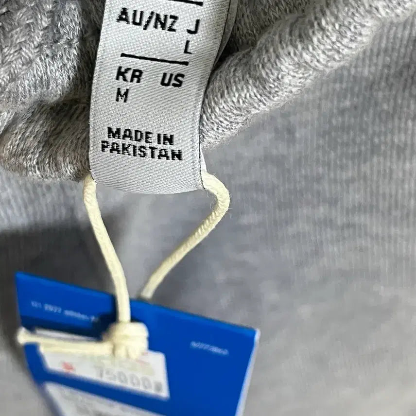 [BUNJANG] Adidas 3-Stripes Shorts Gray (Size M) / [새상품] 아디다스 3스트라이프 쇼츠 반바지 M 사이즈 그레이