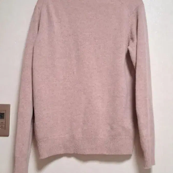 [BUNJANG] Giordano Pink Round Neck Knit Sweater (Wool 100%) - Size 90 / 지오다노 핑크 라운드넥 니트 양모100% 90