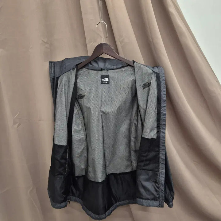 [BUNJANG] The North Face DryVent Windbreaker Jacket (XL) / 노스페이스 드라이벤트 바람막이 자켓 100(XL)