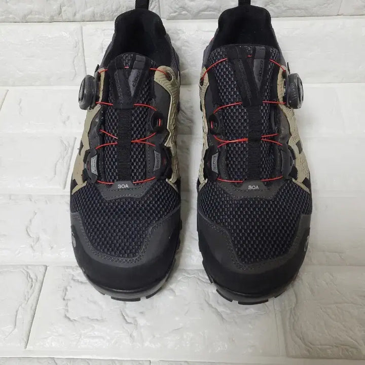 [BUNJANG] Aider Gore-Tex Hiking and Trekking Shoes / 아이더 고어텍스 등산화겸 트래킹화 240사이즈