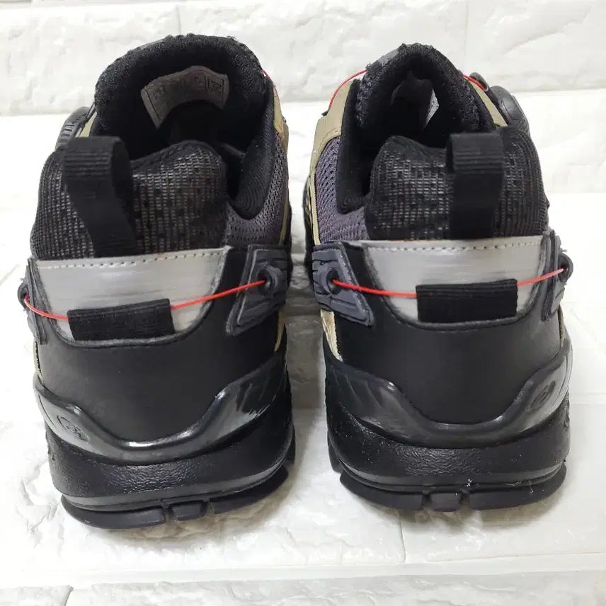[BUNJANG] Aider Gore-Tex Hiking and Trekking Shoes / 아이더 고어텍스 등산화겸 트래킹화 240사이즈