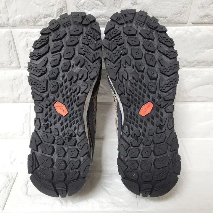 [BUNJANG] Aider Gore-Tex Hiking and Trekking Shoes / 아이더 고어텍스 등산화겸 트래킹화 240사이즈