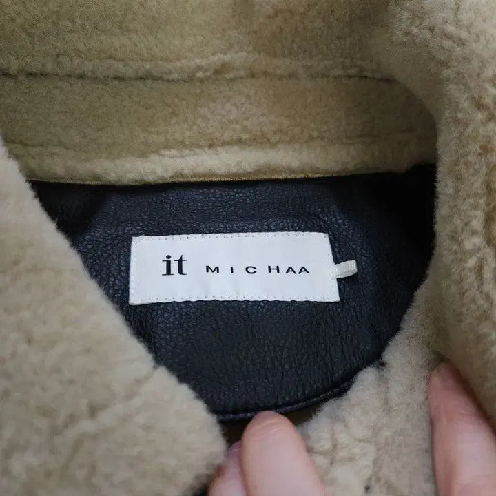 [BUNJANG] It MICHAA Mustang Jacket (Size 66) / [66] 23ss 잇미샤 무스탕 점퍼