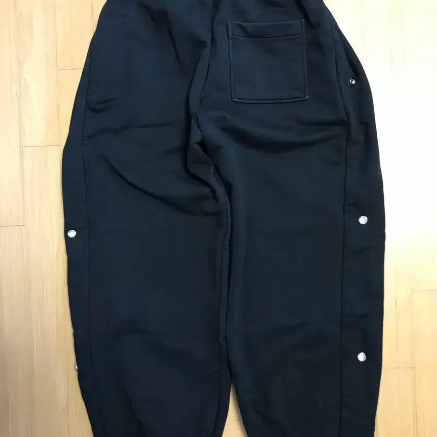 [BUNJANG] MJD Side Snap Wide Sweat Pants / MJD SIDE SNAP WIDE C/P HEAVY SWEAT PANTS