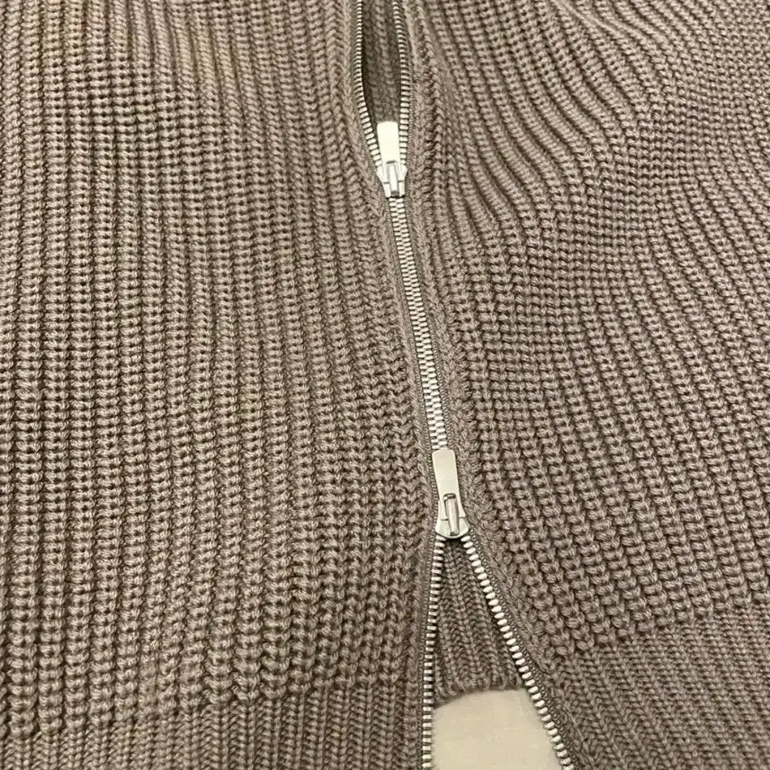 [SOLD OUT] 바토너 FW23 시그니처 드라이버 니트 월넛 3사이즈