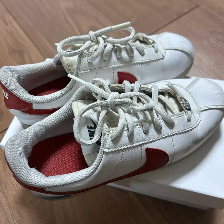 [BUNJANG] Nike Cortez 235 White/Red / 정품 나이키 코르테즈 235
