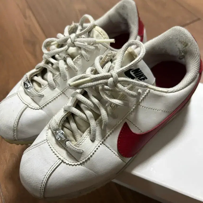 [BUNJANG] Nike Cortez 235 White/Red / 정품 나이키 코르테즈 235