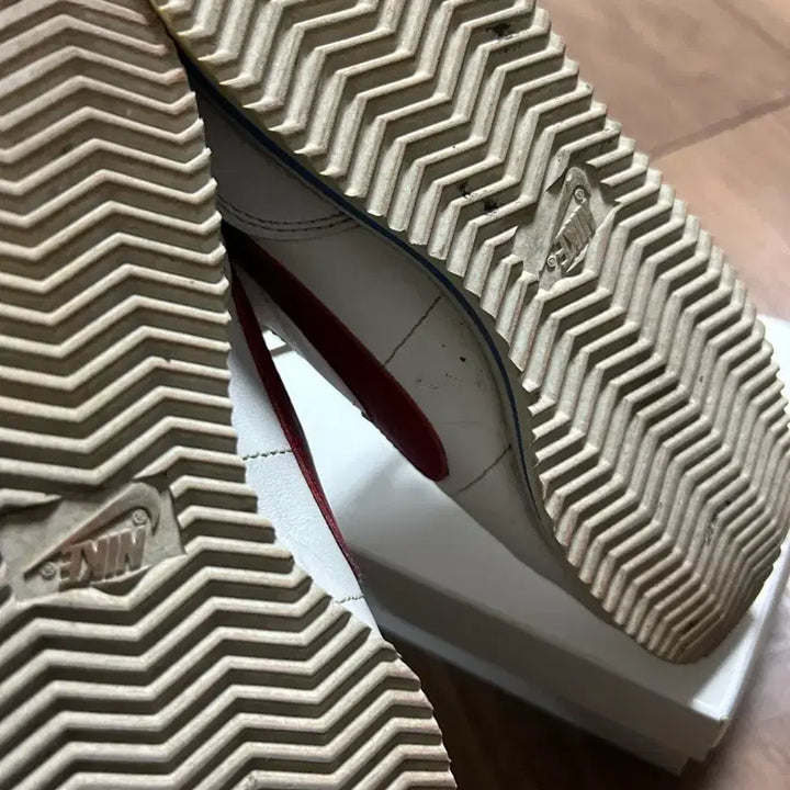 [BUNJANG] Nike Cortez 235 White/Red / 정품 나이키 코르테즈 235