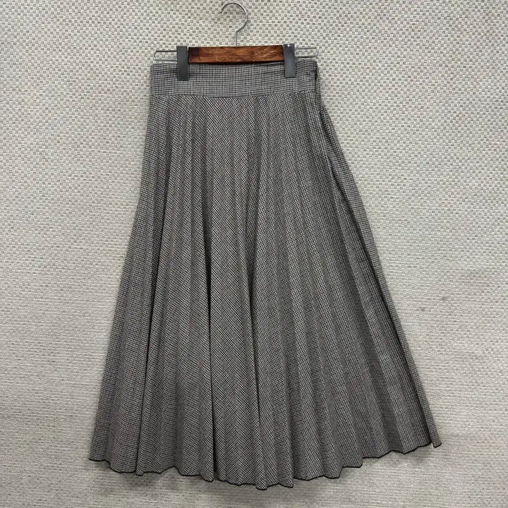 [SOLD OUT] 빈티지 캐주얼 플리츠 스커트 24인치 M11840